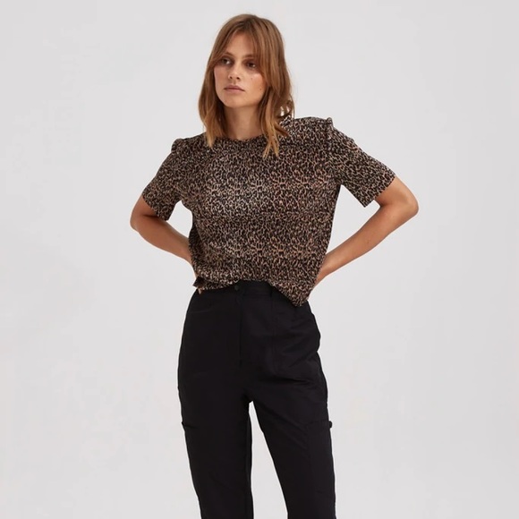 THE FIFTH LABEL Top Leopard S/S Strtch Permanent Pleated Poly NWT L 12 - Picture 5 of 7